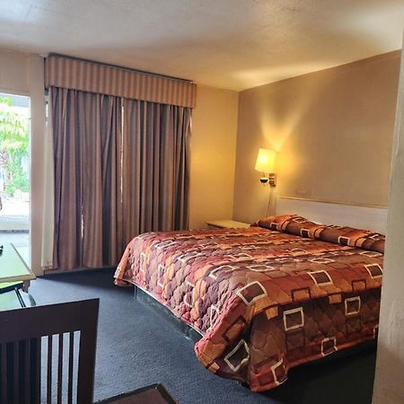 Econo Inn Clearwater Exteriér fotografie