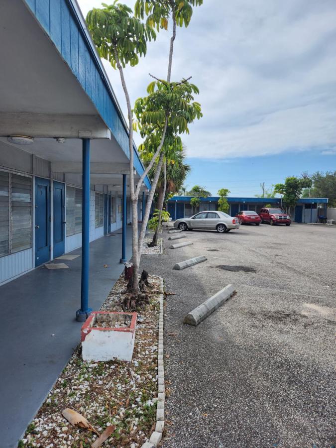 Econo Inn Clearwater Exteriér fotografie